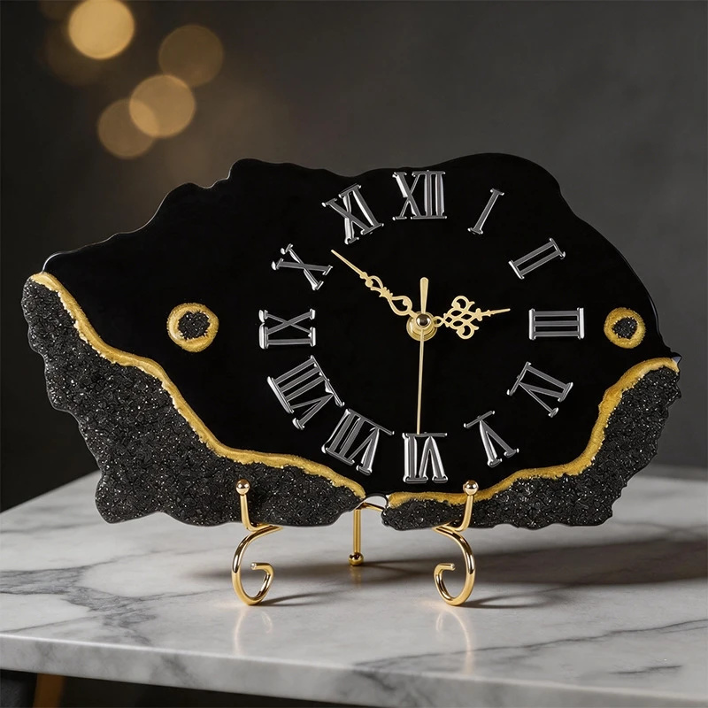 Resin Art Clock - Orologio in resina nera con cristalli