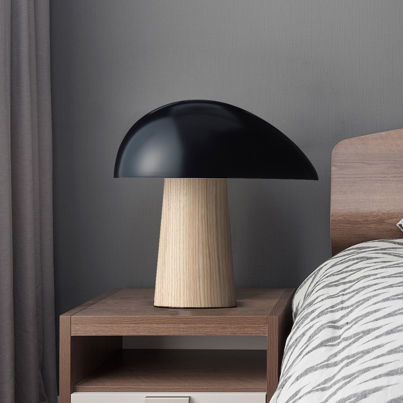 Lampada da tavolo in resina di - Resin Art On Wood recensione e prezzo