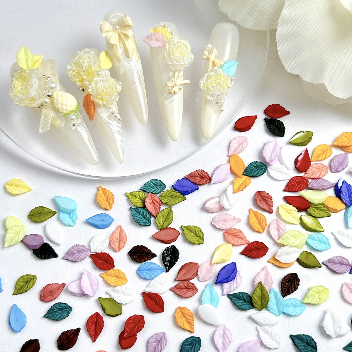 60PCS Minimalista Luminoso Sim - Resin Art Phone Case recensione e prezzo