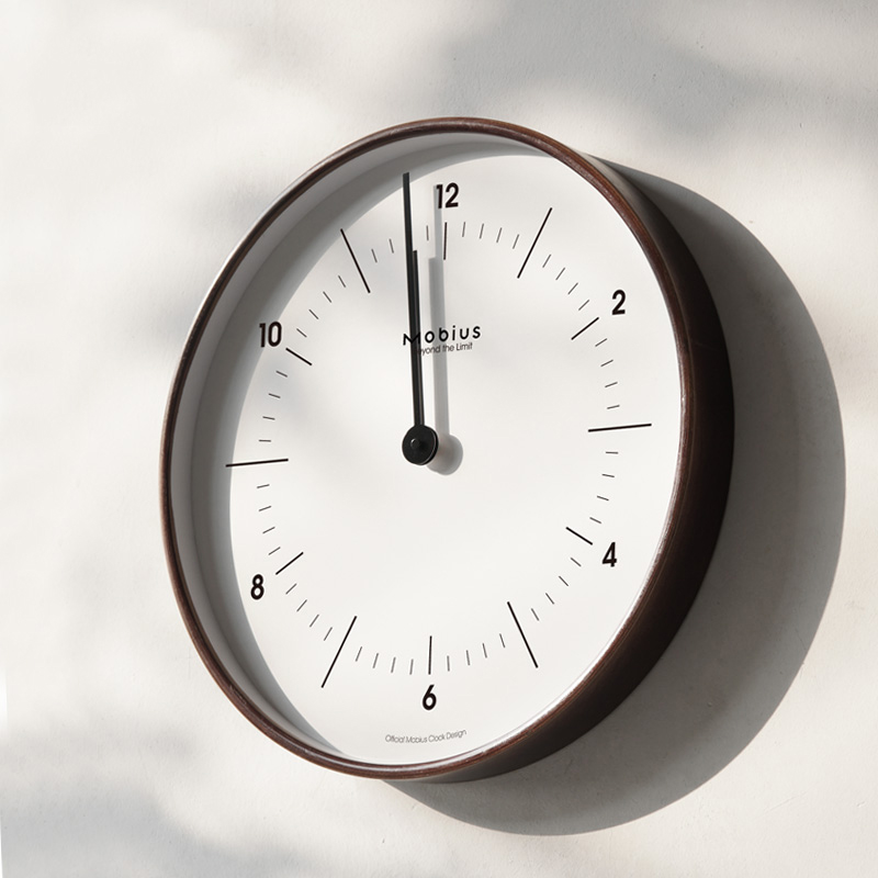Orologio da Parete Semplice ed - Resin Art Clock recensione e prezzo